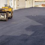 ادامه عملیات تسطیح، زیرسازی و آسفالت معابر سطح شهر